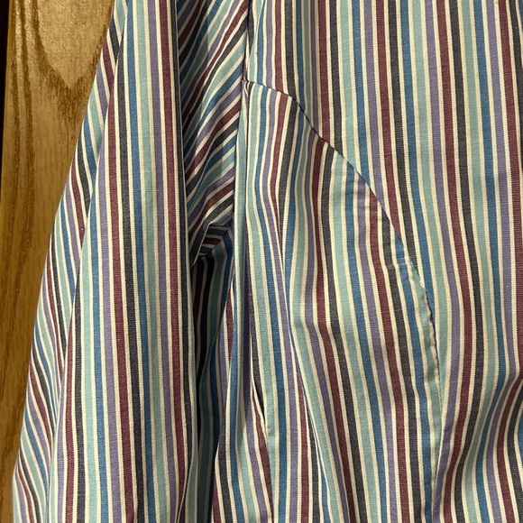 Long sleeve button down - Picture 3 of 5